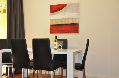RNR Apartments, Adelaide - Accommodation Newcastle 2