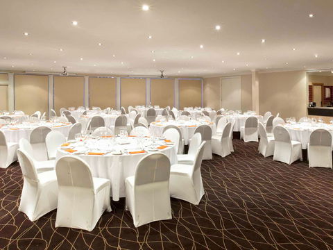 Mercure Canberra Hotel - Accommodation Newcastle 8