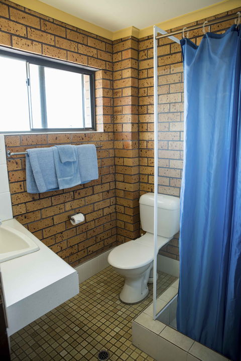 Coastal Bay Motel - Accommodation Newcastle 4
