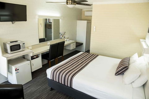 Coastal Bay Motel - Accommodation Newcastle 8