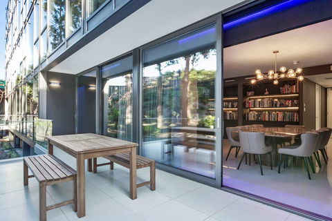 Good Life Suites - Accommodation Newcastle 3