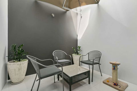 Good Life Suites - Accommodation Newcastle 14