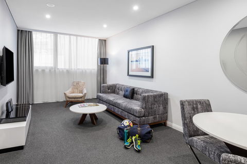 Meriton Serviced Apartments North Sydney - Accommodation Newcastle 4