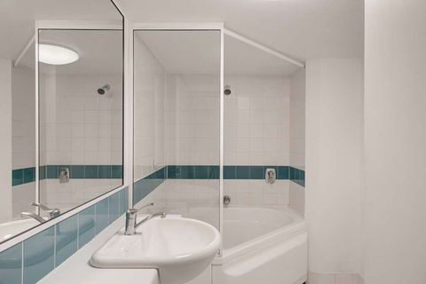 Adina Serviced Apartments James Court - Accommodation Newcastle 11