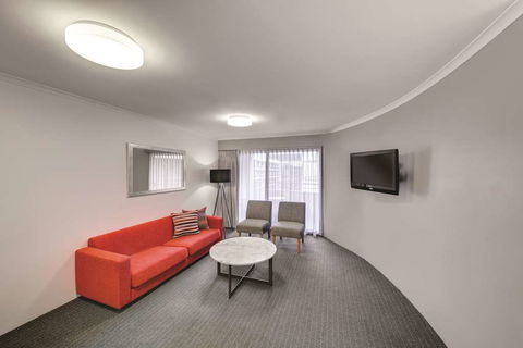 Adina Serviced Apartments James Court - Accommodation Newcastle 12