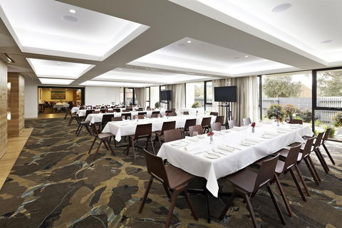 Quarters At Flinders Hotel - Accommodation Newcastle 6