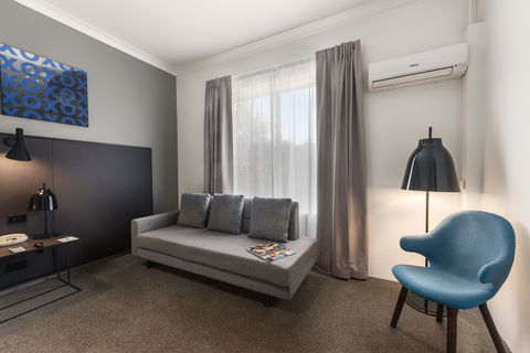 Quality Hotel CKS Sydney Airport - Accommodation Newcastle 4