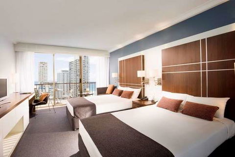 Mantra On View Hotel Surfers Paradise - Accommodation Newcastle 4