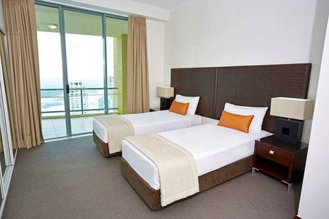 Mantra Sun City - Accommodation Newcastle 7