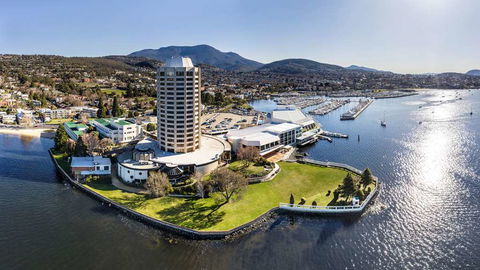 Wrest Point Hotel & Casino - Accommodation Newcastle 0