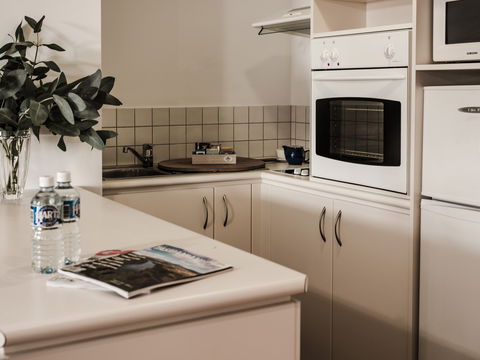 Salamanca Suites - Accommodation Newcastle 3