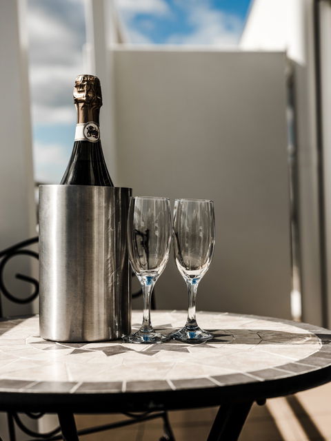 Salamanca Suites - Accommodation Newcastle 7