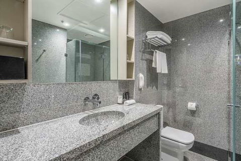Mantra Tullamarine Hotel - Accommodation Newcastle 6