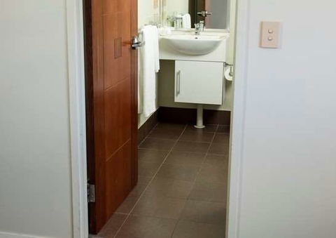 Mantra One Sandy Bay Road - Accommodation Newcastle 4