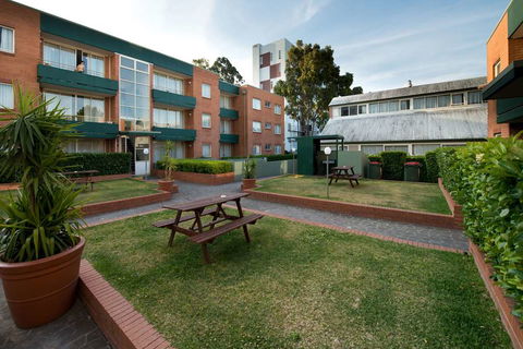 APX Apartments Parramatta - Accommodation Newcastle 3