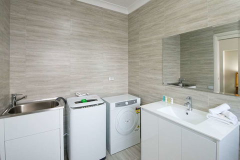 APX Apartments Parramatta - Accommodation Newcastle 14