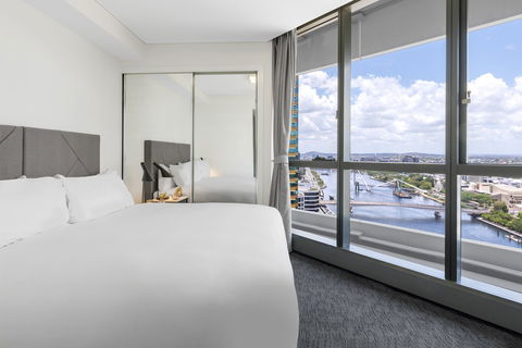 Meriton Suites Herschel Street, Brisbane - Accommodation Newcastle 17