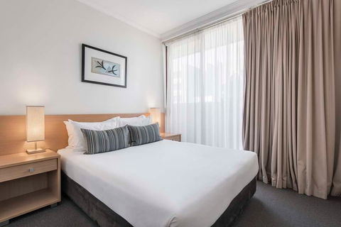 Franklin Central Apartments - Accommodation Newcastle 8