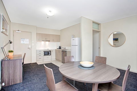Hume Serviced Apartments - Accommodation Newcastle 16