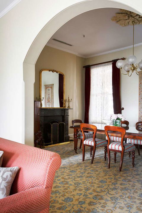 The Hotel Windsor - Accommodation Newcastle 11