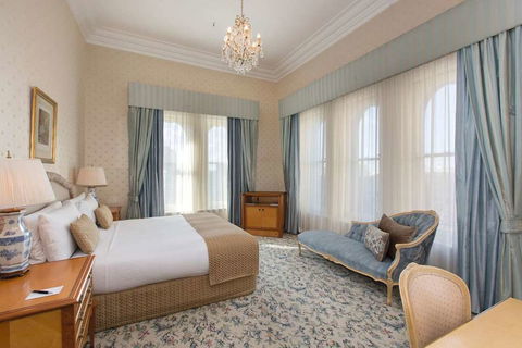 The Hotel Windsor - Accommodation Newcastle 13