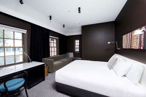 Peppers Gallery Hotel, Canberra - Accommodation Newcastle 8