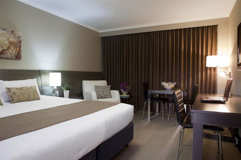 Pavilion On Northbourne - Accommodation Newcastle 3