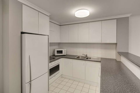 Adina Serviced Apartments James Court - Accommodation Newcastle 7