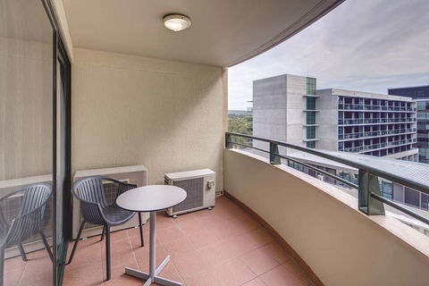 Adina Serviced Apartments James Court - Accommodation Newcastle 15