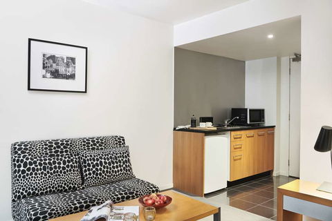 Punthill Little Bourke - Accommodation Newcastle 6