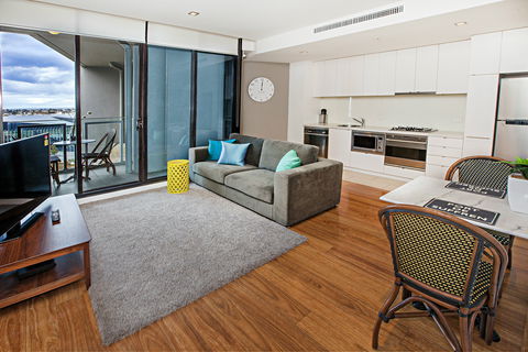 Melbourne Hotel Apartment Flinders Wharf - Accommodation Newcastle 11