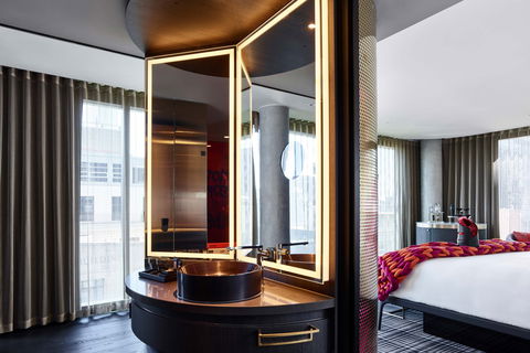 W Melbourne - Accommodation Newcastle 1