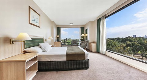 Bayview on the Park - Accommodation Newcastle 2