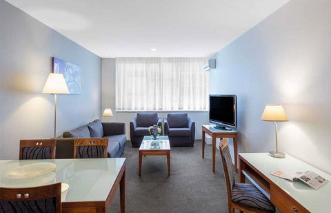 Park Regis Griffins Suites - Accommodation Newcastle 4
