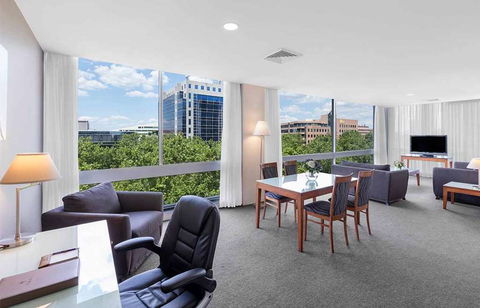 Park Regis Griffins Suites - Accommodation Newcastle 7