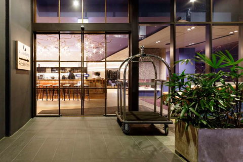 Alpha Mosaic Hotel - Accommodation Newcastle 3