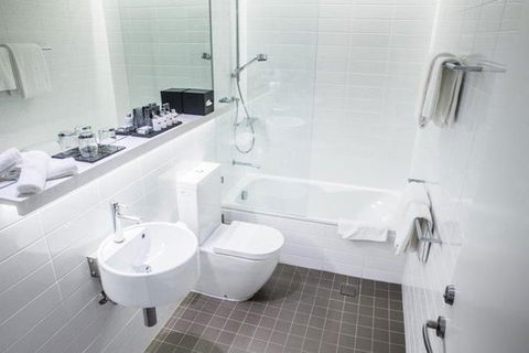 Adge Apartment Hotel - Accommodation Newcastle 14