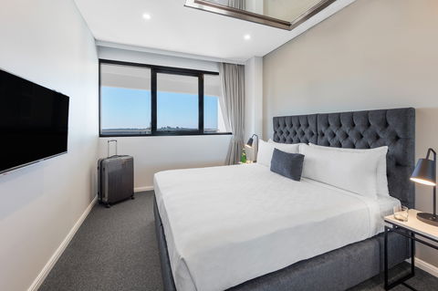 Meriton Suites Kent Street - Accommodation Newcastle 5