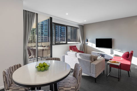 Meriton Suites Kent Street - Accommodation Newcastle 6