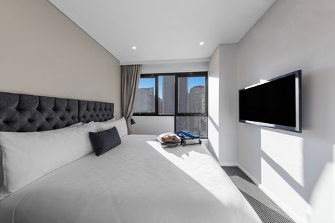 Meriton Suites Kent Street - Accommodation Newcastle 7