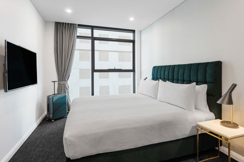 Meriton Suites Sussex Street, Sydney - Accommodation Newcastle 3