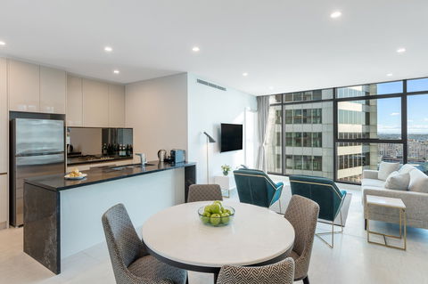 Meriton Suites Sussex Street, Sydney - Accommodation Newcastle 5