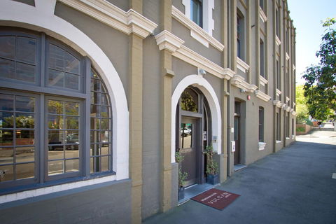 The Vulcan Hotel - Accommodation Newcastle 1