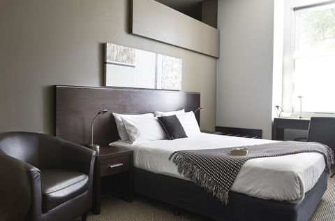 The Vulcan Hotel - Accommodation Newcastle 11