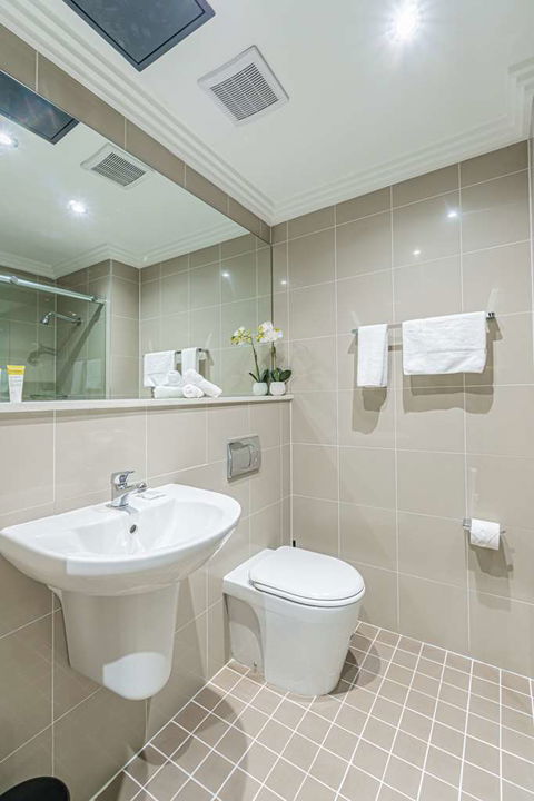 Best Western Plus Camperdown Suites - Accommodation Newcastle 9