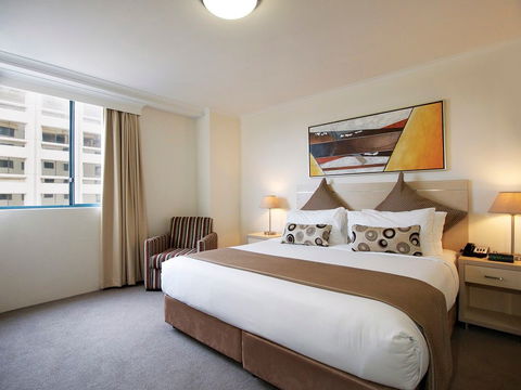 Oaks On Castlereagh - Accommodation Newcastle 2