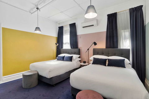 Hotel Harry, An Ascend Hotel - Accommodation Newcastle 6