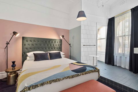 Hotel Harry, An Ascend Hotel - Accommodation Newcastle 10