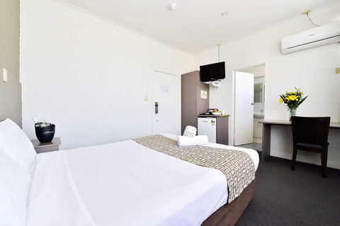 Diplomat Motel Alice Springs - Accommodation Newcastle 2