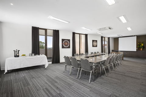 Quest Ivanhoe - Accommodation Newcastle 10